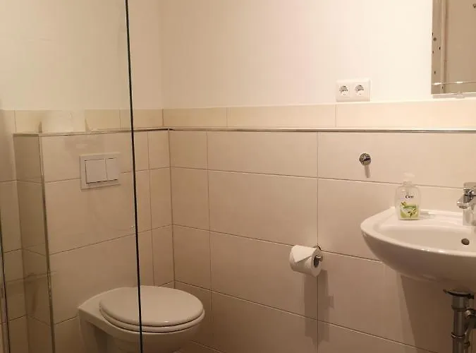 Schoenes Souterrain In Falkensee